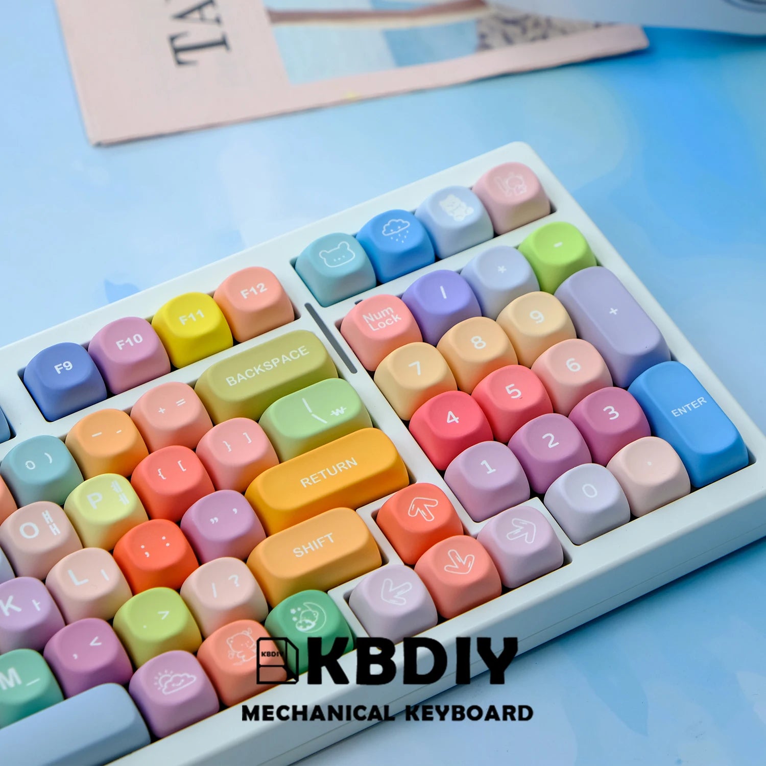 KBDiy KOA Profile Gummy Bears Keycap PBT Custom Korean Keycaps for Mechanical Keyboard Game Cute 141 Keys Caps ISO 7U Space Bar